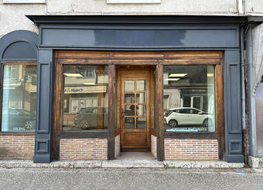 Local professionnel 5 Pièces 92 m²
