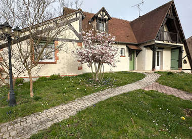 Maison 6 Pièces 166 m²