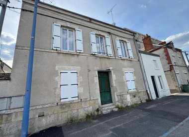 Maison 8 Pièces 145 m²