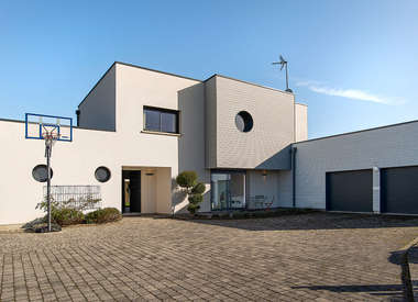 Maison 7 Pièces 193 m²