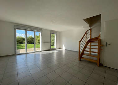 Vente Maison ST JEAN DE BRAYE 87m² 42965t Maison 5 Pièces 87 m²