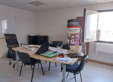 Local professionnel 6 Pièces 107 m²