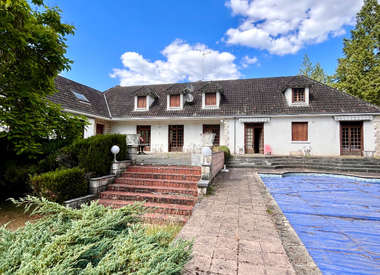 Maison 11 Pièces 395 m²