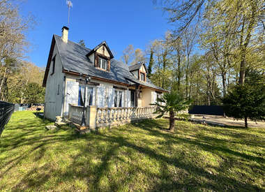 Maison 8 Pièces 141 m²