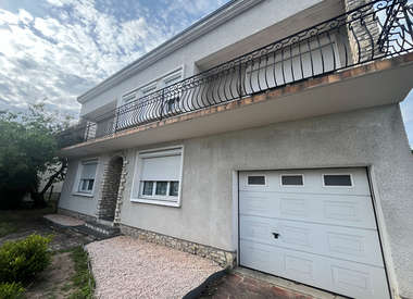 Maison 11 Pièces 277 m²