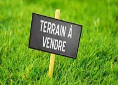 Terrain 800 m²
