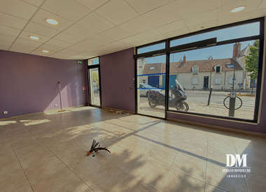 Local professionnel 80 m²